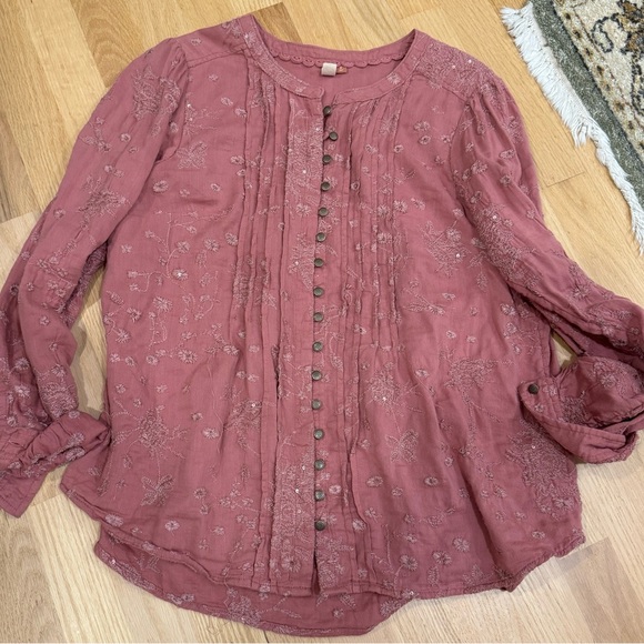 Anthropologie Pilcro Jolie Pintucked Blouse Pink/Rose ~ Size M - Picture 9 of 14
